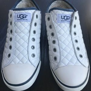 Ugg slip-on sneakers 👟